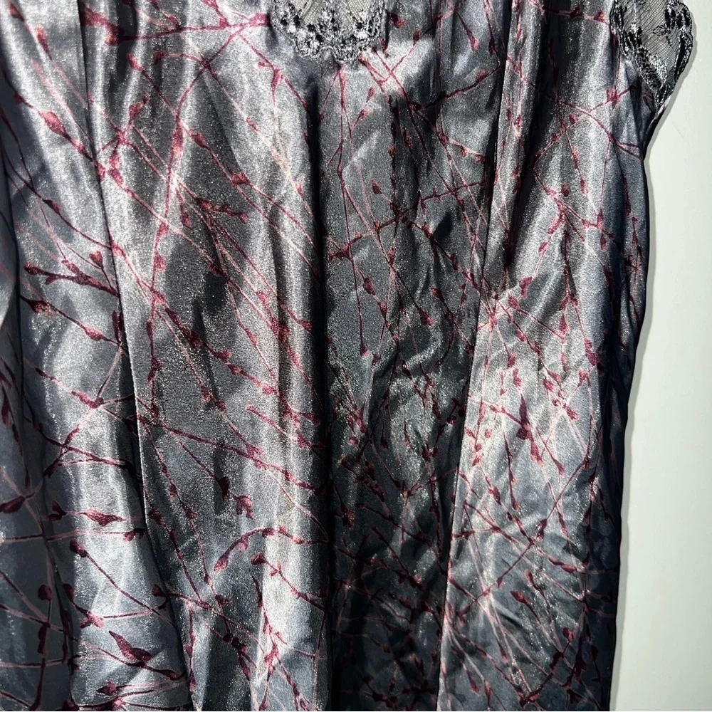 Victoria’s Secret Chemise Charcoal and Burgundy Gray Lace Satin Size Large